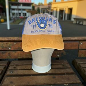 Milwaukee Brewers 47 Brand Baseball Club Cap SnackBack Trucker Hat